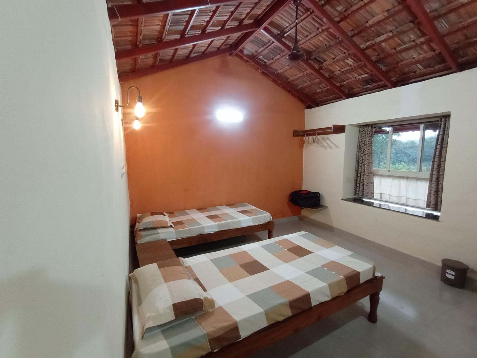 Sarvoday Eco Homestay, Sawantwadi Extérieur photo
